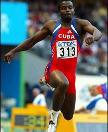 El atleta cubano: Salto Triple