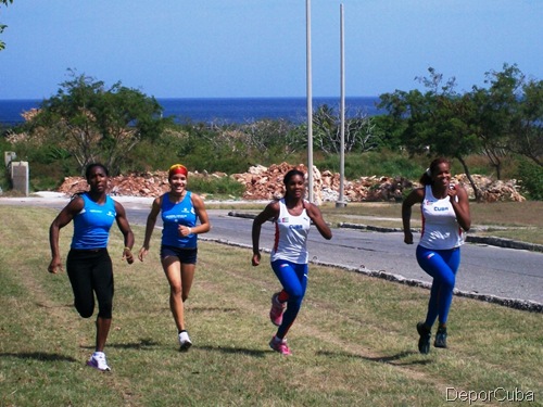 Cuba Pole Vault women team