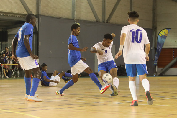 Cuba abre con goleada de escándalo ante Martinica y anuncia candidatura al título del futsal en los I Juegos del Caribe.