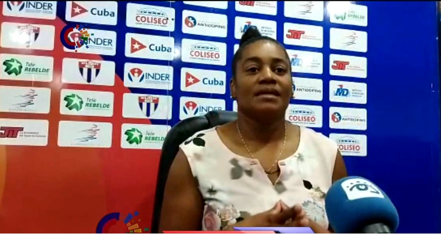 Yipsi Moreno: «Si Mena quiere correr por Cuba, no creo que haya ningún problema»