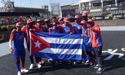 Cubanos pasan invictos a la súper ronda en Campeonato Mundial de Béisbol 5.