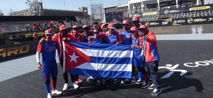 Cubanos pasan invictos a la súper ronda en Campeonato Mundial de Béisbol 5.